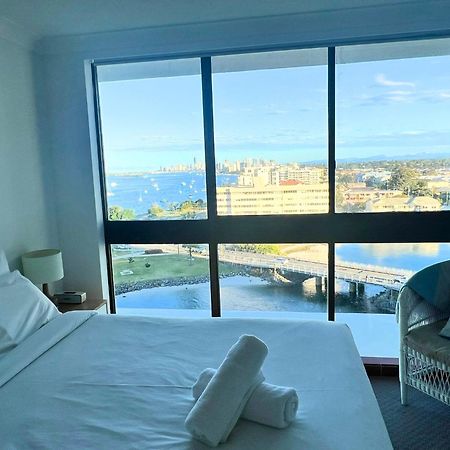 Broadwater Shores Waterfront Apartments Gold Coast Kültér fotó