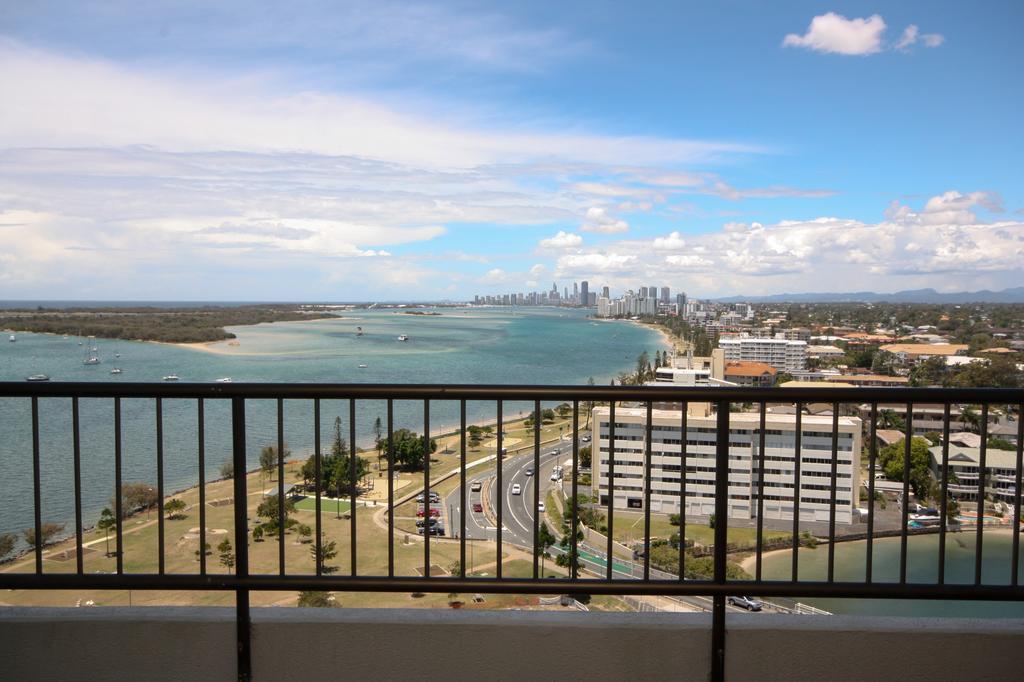 Broadwater Shores Waterfront Apartments Gold Coast Kültér fotó